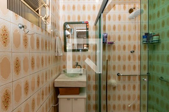 Banheiro Social de casa à venda com 4 quartos, 468m² em Santa Helena (barreiro, Belo Horizonte