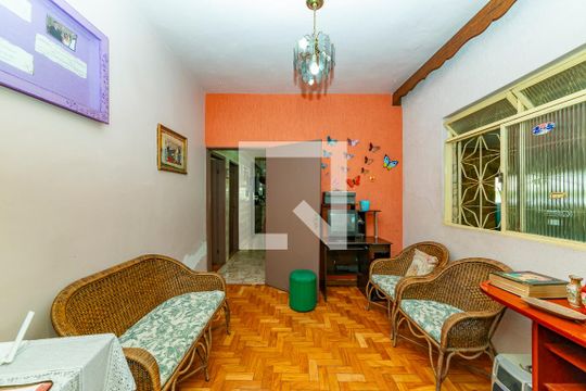 Casa à venda com 4 quartos, 468m² em Santa Helena (barreiro, Belo Horizonte