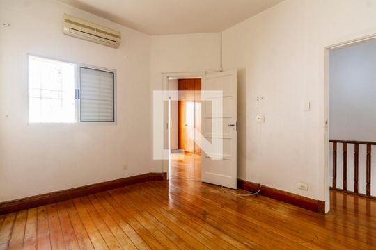 Quarto 2 de casa à venda com 3 quartos, 235m² em Jardim Paulista, São Paulo