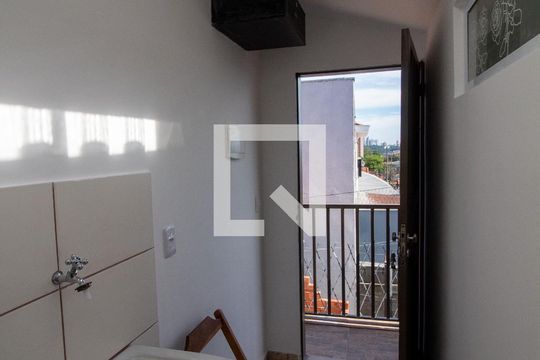 Lavanderia de kitnet/studio para alugar com 1 quarto, 16m² em Jardim Ester, São Paulo