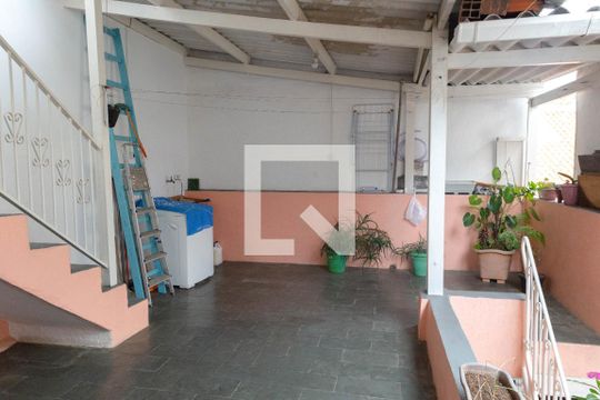 Área Externa de casa para alugar com 3 quartos, 262m² em Parque Continental I, Guarulhos