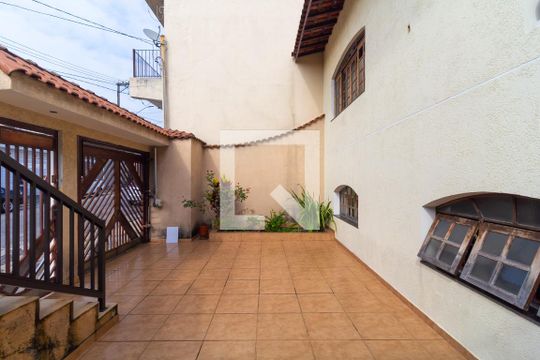 Garagem de casa à venda com 3 quartos, 264m² em Parque São Lucas, São Paulo