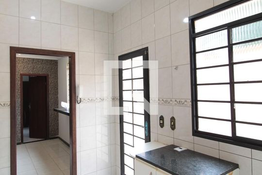 Cozinha de casa à venda com 3 quartos, 130m² em Céu Azul, Belo Horizonte