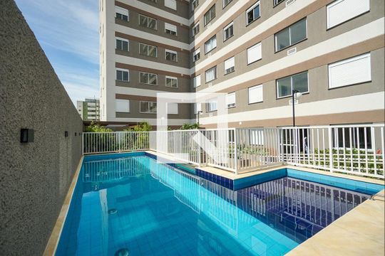 Condomínio - Piscina  de apartamento à venda com 2 quartos, 34m² em Chácara Califórnia, São Paulo