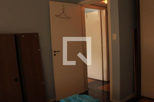 Quarto 2 de apartamento à venda com 4 quartos, 111m² em Rio Branco, Porto Alegre