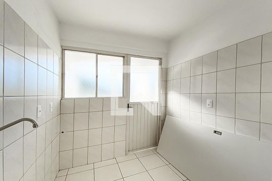 Cozinha de apartamento para alugar com 2 quartos, 60m² em Rio Branco, São Leopoldo