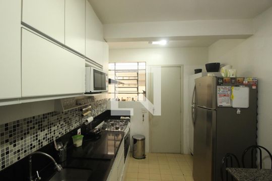 Cozinha de apartamento à venda com 4 quartos, 143m² em Cruzeiro, Belo Horizonte