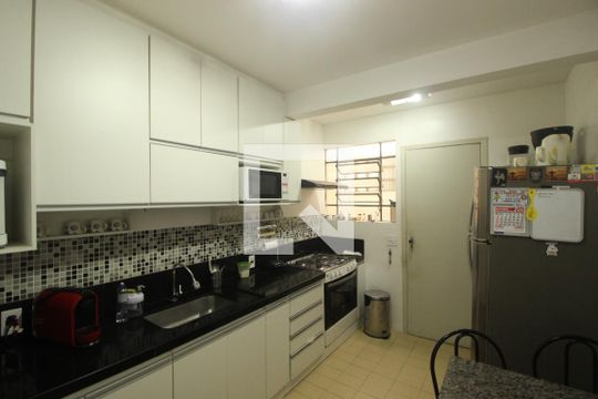 Cozinha de apartamento à venda com 4 quartos, 143m² em Cruzeiro, Belo Horizonte