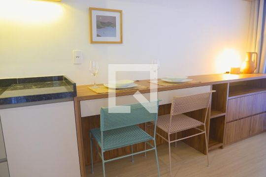 Sala de apartamento à venda com 1 quarto, 29m² em Mirandópolis, São Paulo