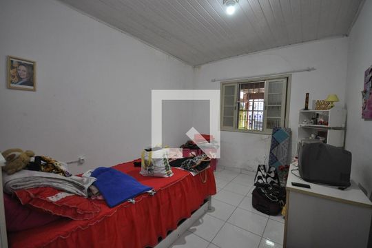 Quarto 2 de casa à venda com 5 quartos, 220m² em Vila Medeiros, São Paulo
