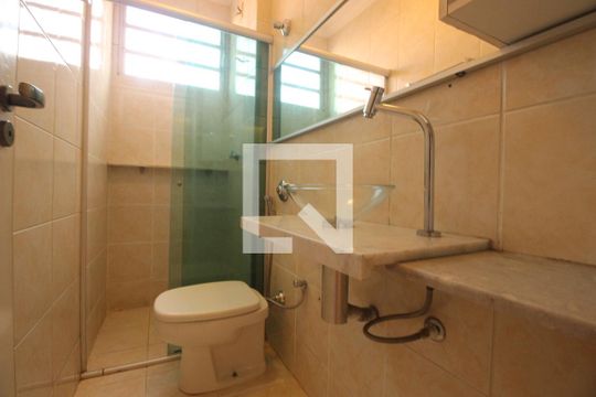 Banheiro  de apartamento à venda com 2 quartos, 50m² em Castelo, Belo Horizonte