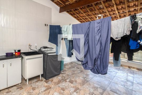 terraço com área de serviço de casa à venda com 3 quartos, 200m² em Vila Marte, São Paulo