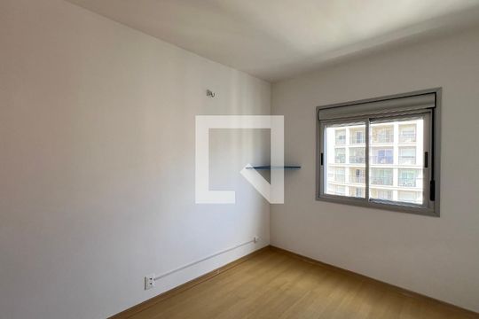 Quarto 1 de apartamento à venda com 3 quartos, 70m² em Vila Madalena, São Paulo
