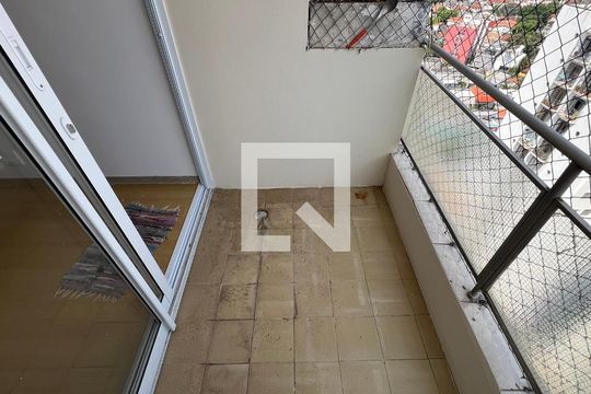 Sacada Sala de apartamento à venda com 3 quartos, 70m² em Vila Madalena, São Paulo