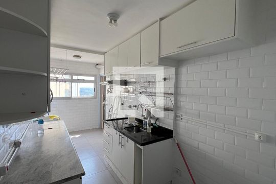 Cozinha de apartamento à venda com 3 quartos, 70m² em Vila Madalena, São Paulo