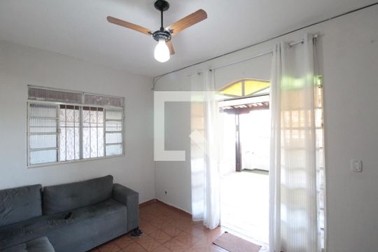 Casa à venda com 3 quartos, 365m² em Céu Azul, Belo Horizonte