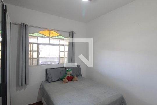 Suite de casa à venda com 3 quartos, 365m² em Céu Azul, Belo Horizonte