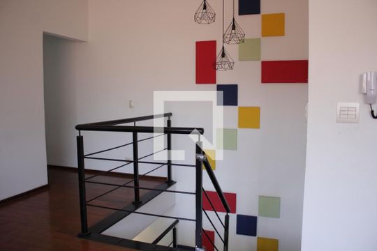 Escada de casa à venda com 3 quartos, 438m² em Vila Formosa, São Paulo