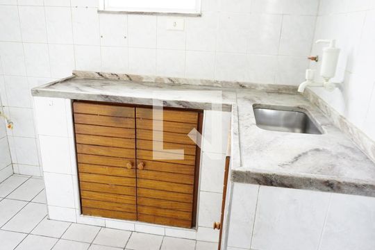 Cozinha de apartamento à venda com 2 quartos, 54m² em Taquara, Rio de Janeiro