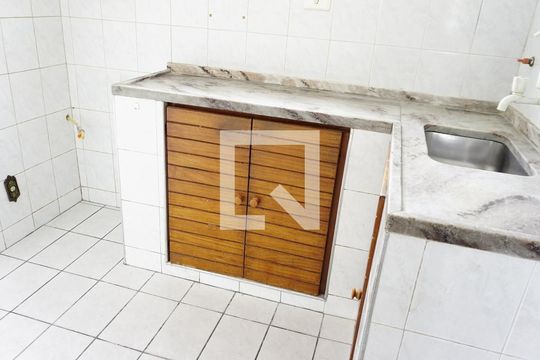 Cozinha de apartamento à venda com 2 quartos, 54m² em Taquara, Rio de Janeiro