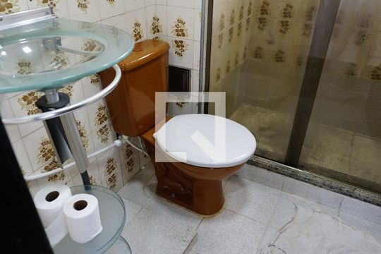 Banheiro Social de apartamento à venda com 2 quartos, 54m² em Taquara, Rio de Janeiro