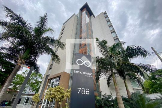 Fachada de apartamento para alugar com 1 quarto, 45m² em Pinheiros, São Paulo
