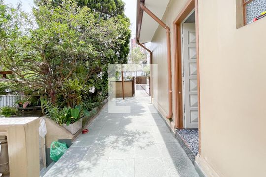 Varanda  de casa à venda com 3 quartos, 300m² em Vila Dusi, São Bernardo do Campo