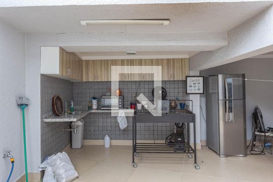 Garagem de casa à venda com 3 quartos, 400m² em Jardim da Saúde, São Paulo