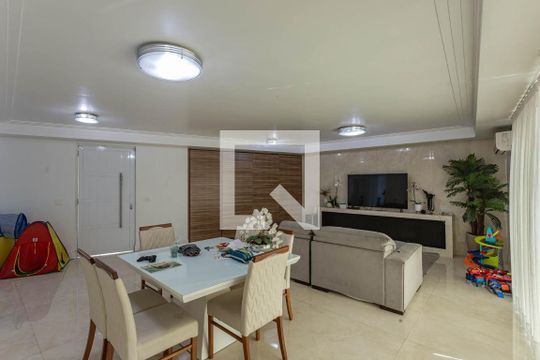 Sala de casa à venda com 3 quartos, 400m² em Jardim da Saúde, São Paulo