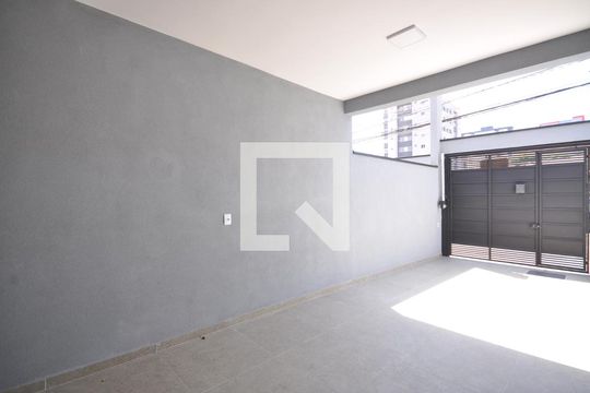 Garagem de casa à venda com 3 quartos, 119m² em Vila Mazzei, São Paulo
