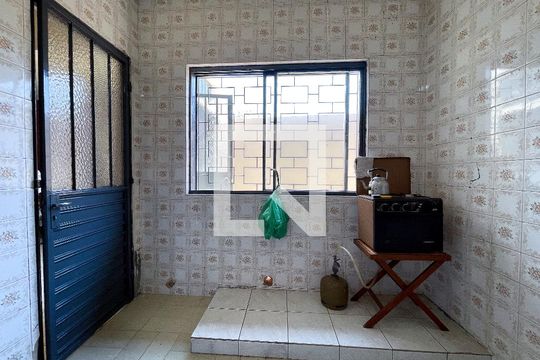 Lavanderia de casa à venda com 3 quartos, 156m² em Vicentina, São Leopoldo