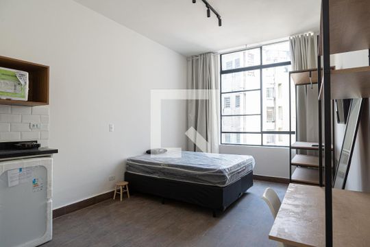 Kitnet/Studio para alugar com 1 quarto, 20m² em República, São Paulo