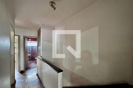 Corredor Quartos de casa à venda com 3 quartos, 189m² em Brooklin, São Paulo