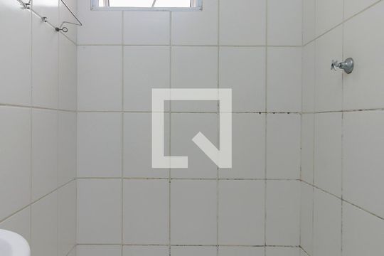 Banheiro de apartamento à venda com 2 quartos, 43m² em Jardim Vergueiro, São Paulo