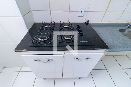 Cozinha de apartamento à venda com 2 quartos, 43m² em Jardim Vergueiro, São Paulo