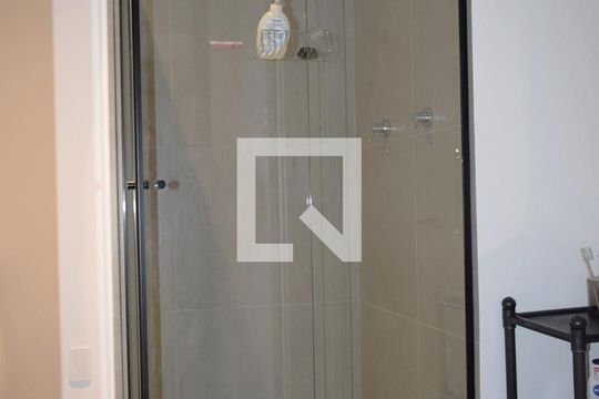Banheiro de kitnet/studio à venda com 1 quarto, 22m² em Jardim Paulista, São Paulo