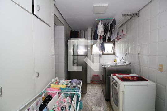 Área de Serviço de apartamento para alugar com 3 quartos, 286m² em Jardim Fonte do Morumbi, São Paulo