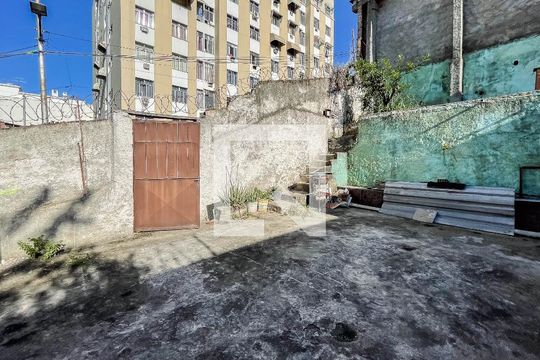 Quintal de casa para alugar com 1 quarto, 60m² em Vila Isabel, Rio de Janeiro