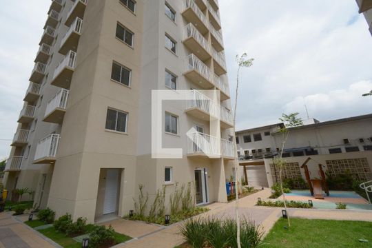 Fachada do bloco de apartamento para alugar com 2 quartos, 37m² em Socorro, São Paulo