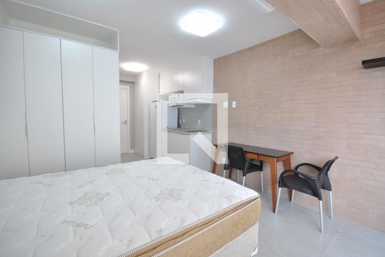 Sala/Quarto de apartamento à venda com 1 quarto, 28m² em Tucuruvi, São Paulo
