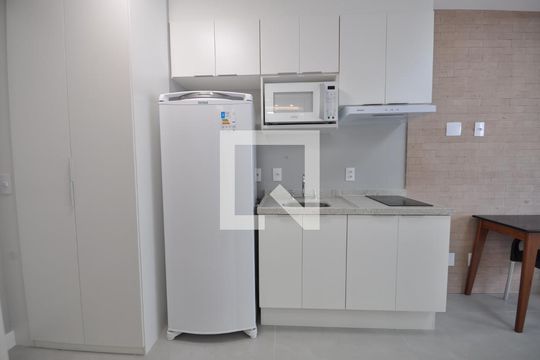 Cozinha de apartamento à venda com 1 quarto, 28m² em Tucuruvi, São Paulo
