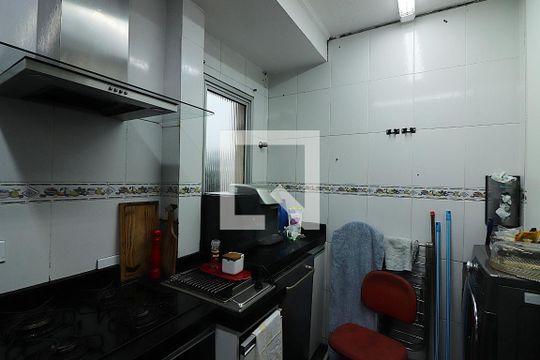 Cozinha e Área de Serviço de apartamento para alugar com 3 quartos, 68m² em Baeta Neves, São Bernardo do Campo