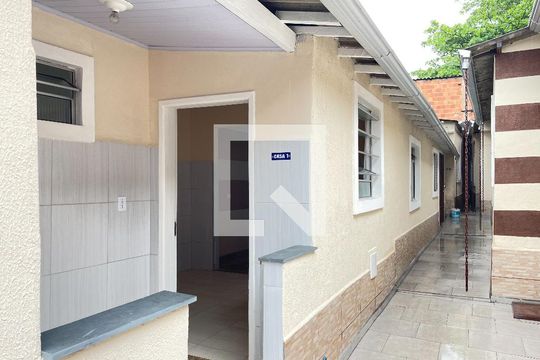 Entrada da Casa de casa para alugar com 1 quarto, 50m² em Catiapoã, São Vicente