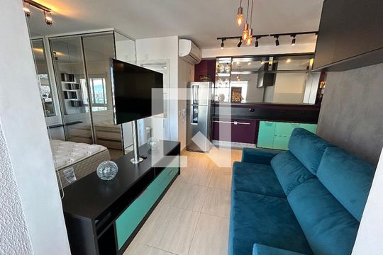 Sala/Cozinha de apartamento à venda com 1 quarto, 36m² em Barra Funda, São Paulo