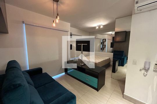 Sala/Cozinha de apartamento à venda com 1 quarto, 36m² em Barra Funda, São Paulo