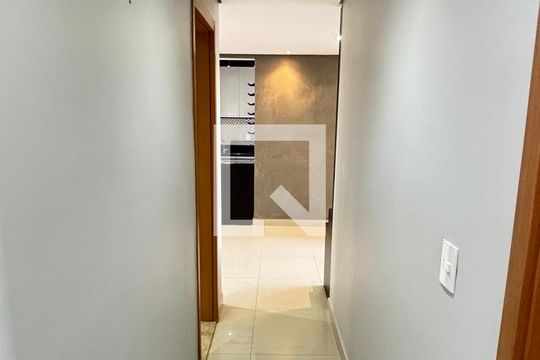 Corredor de apartamento à venda com 2 quartos, 52m² em Utinga, Santo André