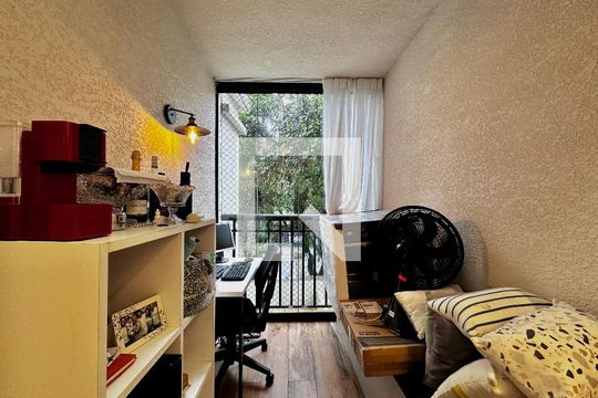 Sacada de apartamento para alugar com 3 quartos, 63m² em Jardim Aeroporto, São Paulo