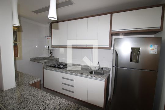 Cozinha de apartamento para alugar com 1 quarto, 45m² em Santana, São Paulo