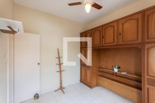 Quarto de apartamento para alugar com 1 quarto, 38m² em Grajaú, Rio de Janeiro