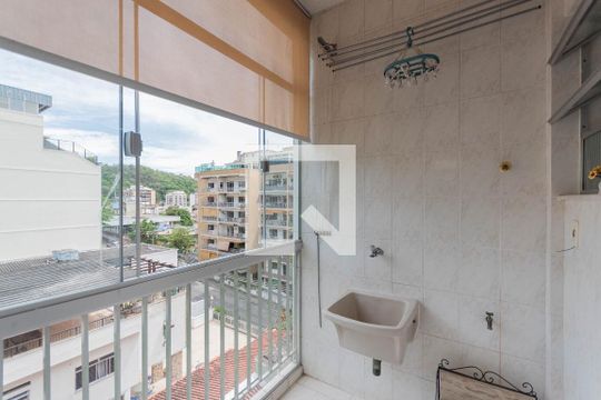 Área de Serviço de apartamento para alugar com 1 quarto, 38m² em Grajaú, Rio de Janeiro